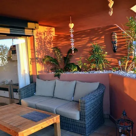 El Patio Dona Julia Lägenhet *